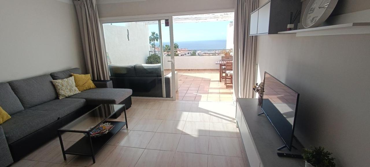 Apartment With Ocean View In Costa Adeje エクステリア 写真