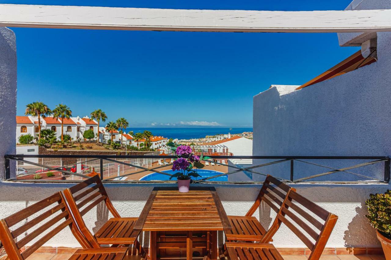 Apartment With Ocean View In Costa Adeje エクステリア 写真